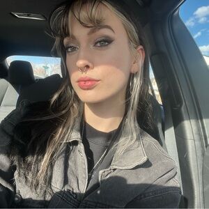 Meet your Posher, Spike